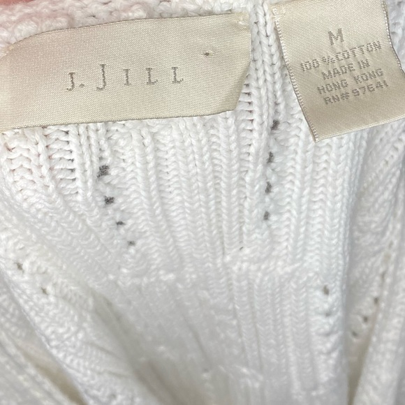 Vintage j. Jill white 3 button knit sweater - Picture 3 of 3